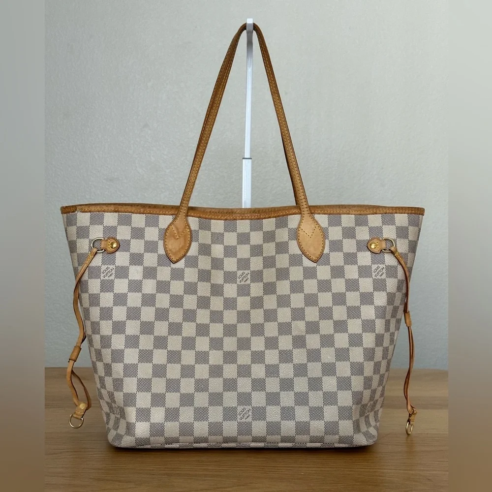 Louis Vuitton Neverfull MM tote bag in Damier Azur